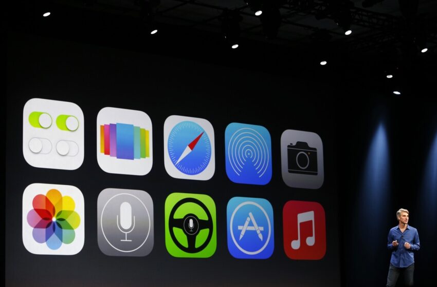  Apple Releases iOS 16.2 with Live Stream to Mastodon